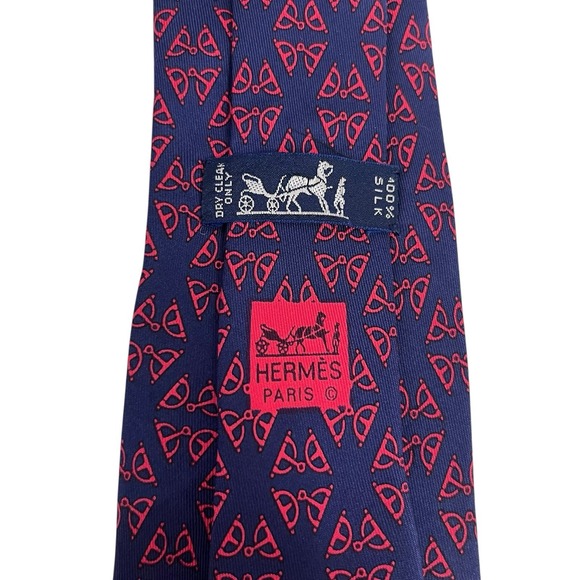 Hermes Mens Tie Equestrian Horsebits Navy/Red Satin Silk 7213 UA 3.25" x 57" euc - Picture 1 of 7